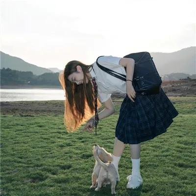 疯狂靓妹仔